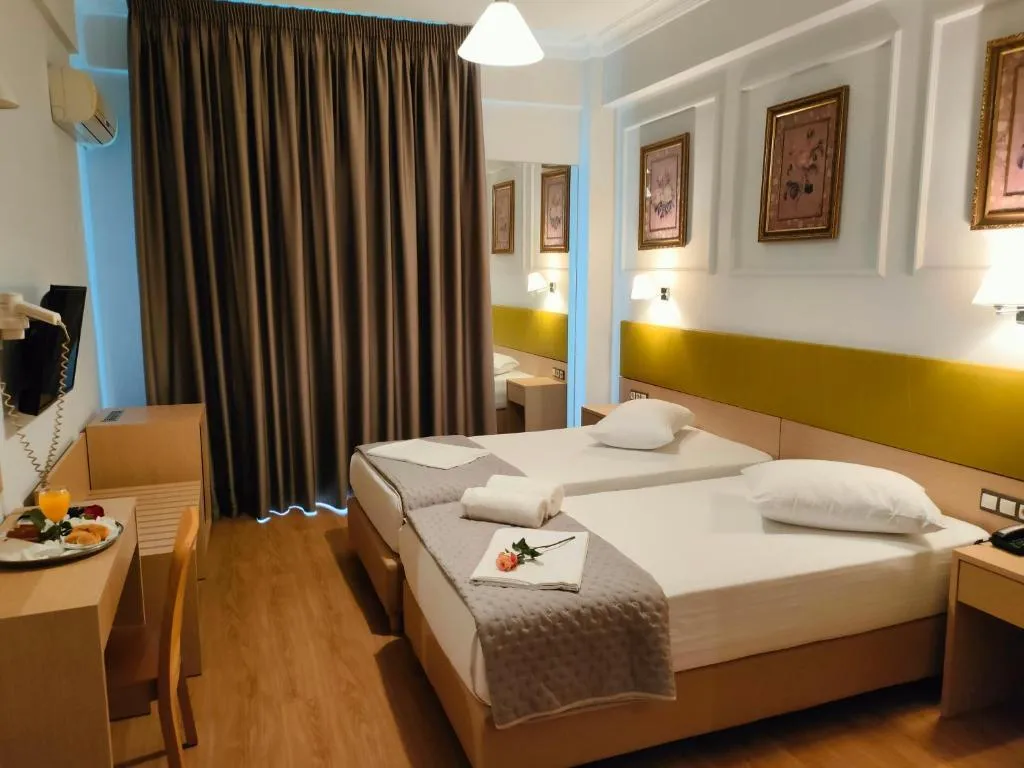 TRIPLE STANDARD Room, Athens City, Athens