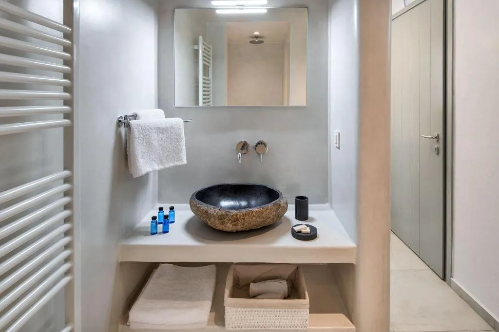 Room, Seven Suites, Santorini
