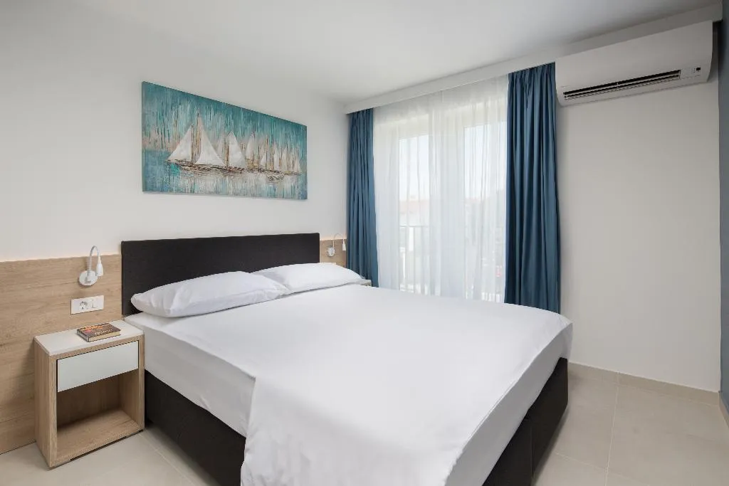 APARTMENT CAPACITY 6 Room, Garden Palace Resort, Istria