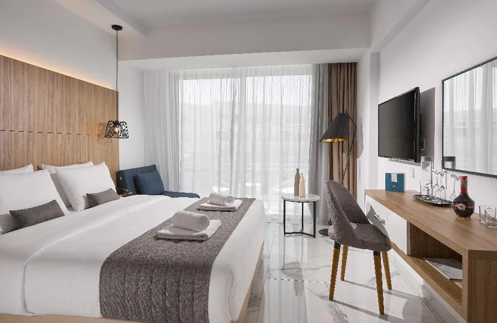 Double or Twin SIDE SEA VIEW Room, The Blue Ivy Hotel And Suites, Cyprus