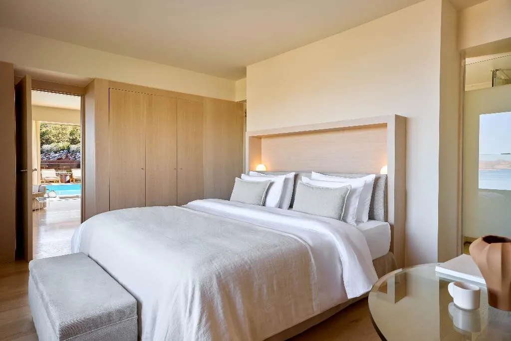 VILLA THREE BEDROOMS Room, Daios Cove, Crete