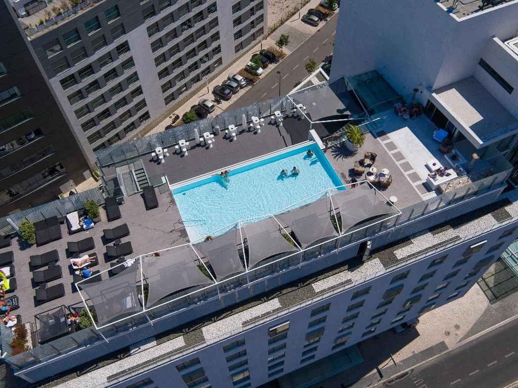 Pool, Epic SANA Lisboa, Lisbon