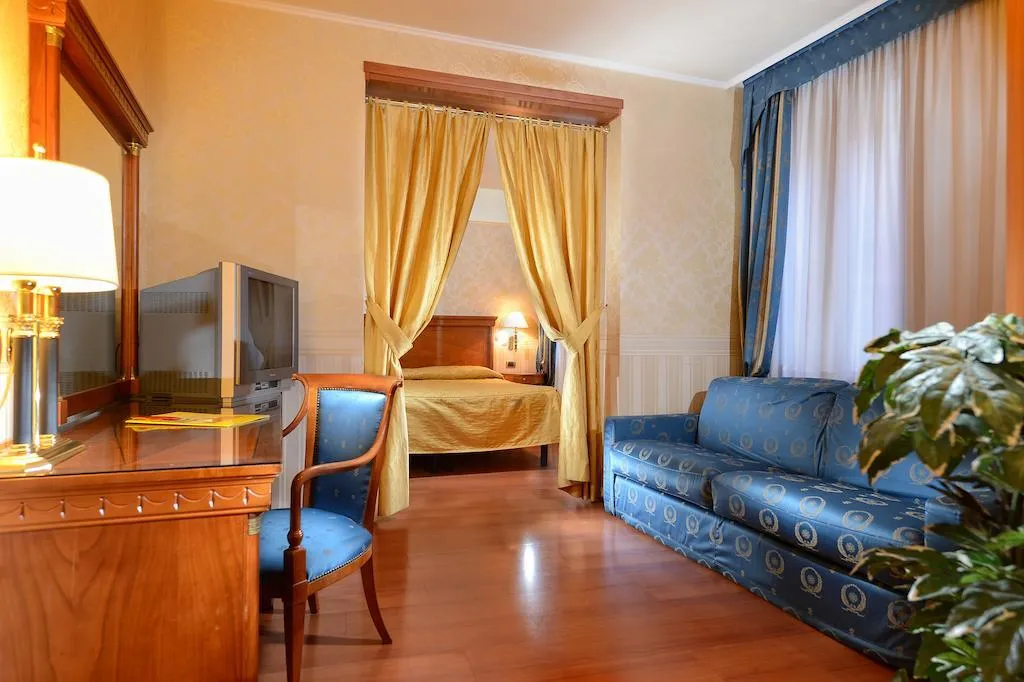 QUADRUPLE STANDARD Room, Antico Panada, Venice