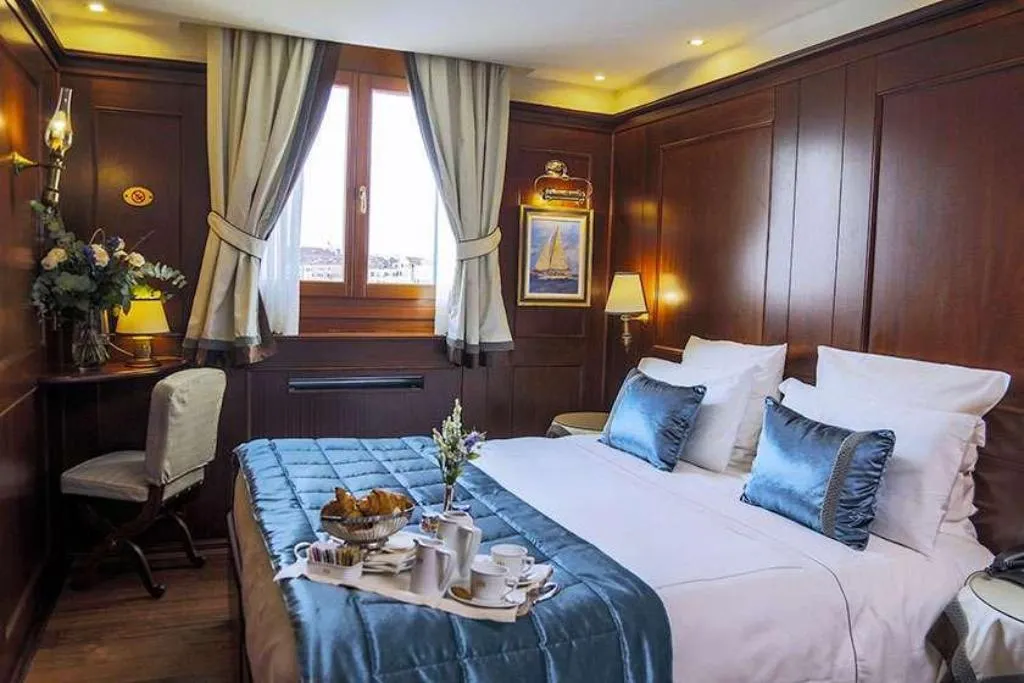 Room, Bucintoro, Venice