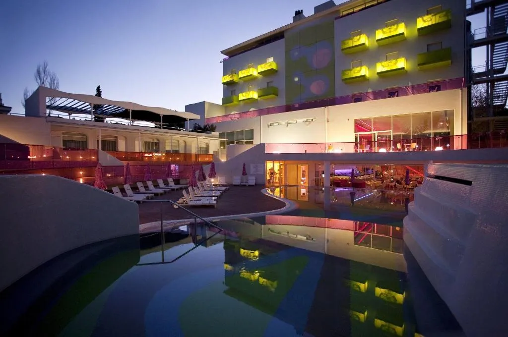 General view, Semiramis, Athens