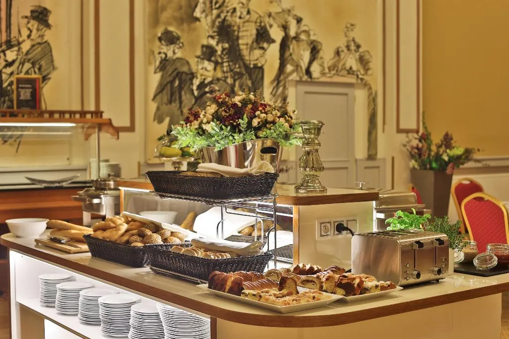 Restaurant, Ariston & Ariston Patio Hotel Prague, Prague