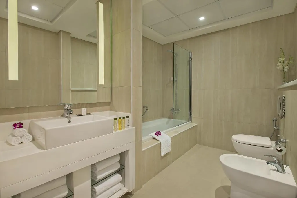 Room, DoubleTree by Hilton Dubai, Jumeirah Beach, Dubai