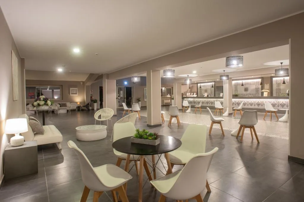 Lobby, Castelsardo Resort Village, Alghero
