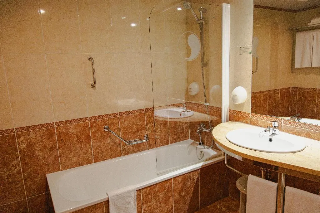 DOUBLE SINGLE USE STANDARD Room, Port Denia, Costa Blanca