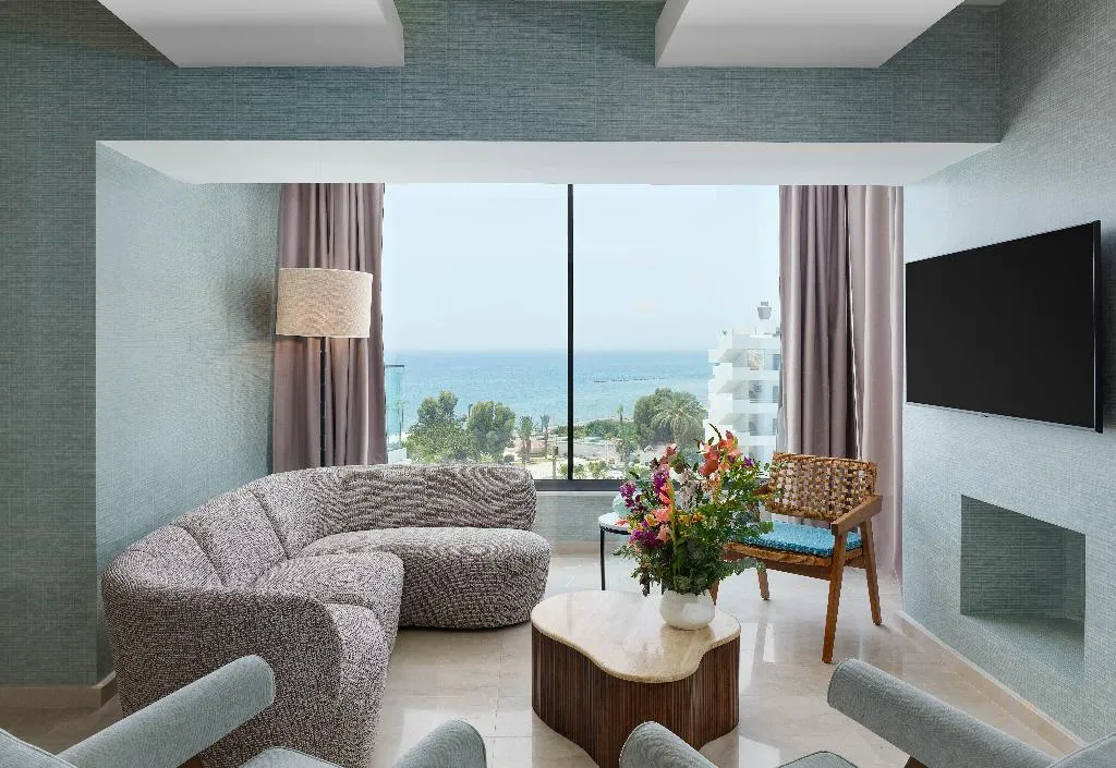 SUITE Presidential Room, The GrandResort-Leonardo Limited Edition, Cyprus