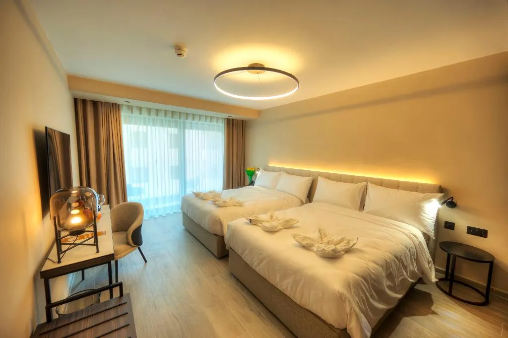 FAMILY ROOM WITH BALCONY Room, Aste Hotel, Malta
