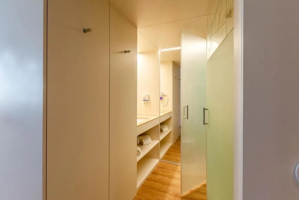 TRIPLE CLASSIC Room, Sea Porto Hotel, Porto