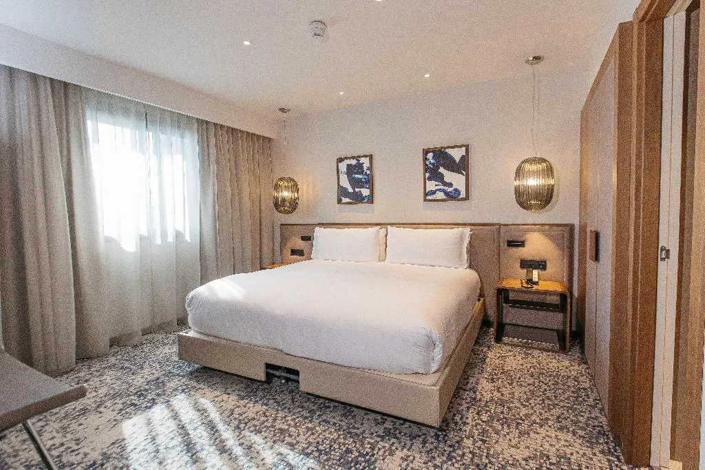 SUITE CLUB Room, InterContinental Barcelona, Barcelona