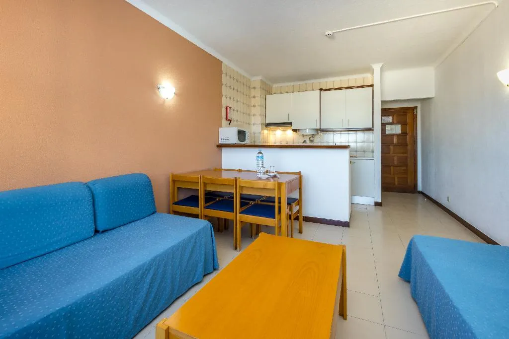 APARTMENT TWO BEDROOMS Room, Janelas do Mar, Algarve