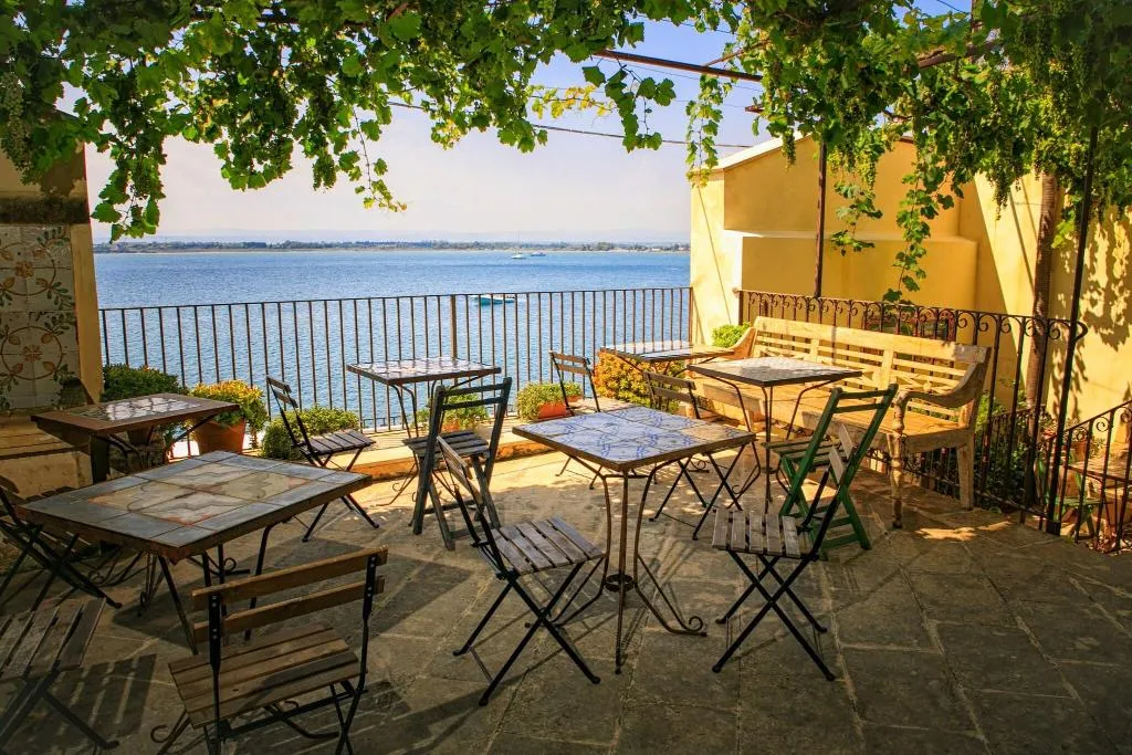 Terrace, Charme Henry S House, Catania