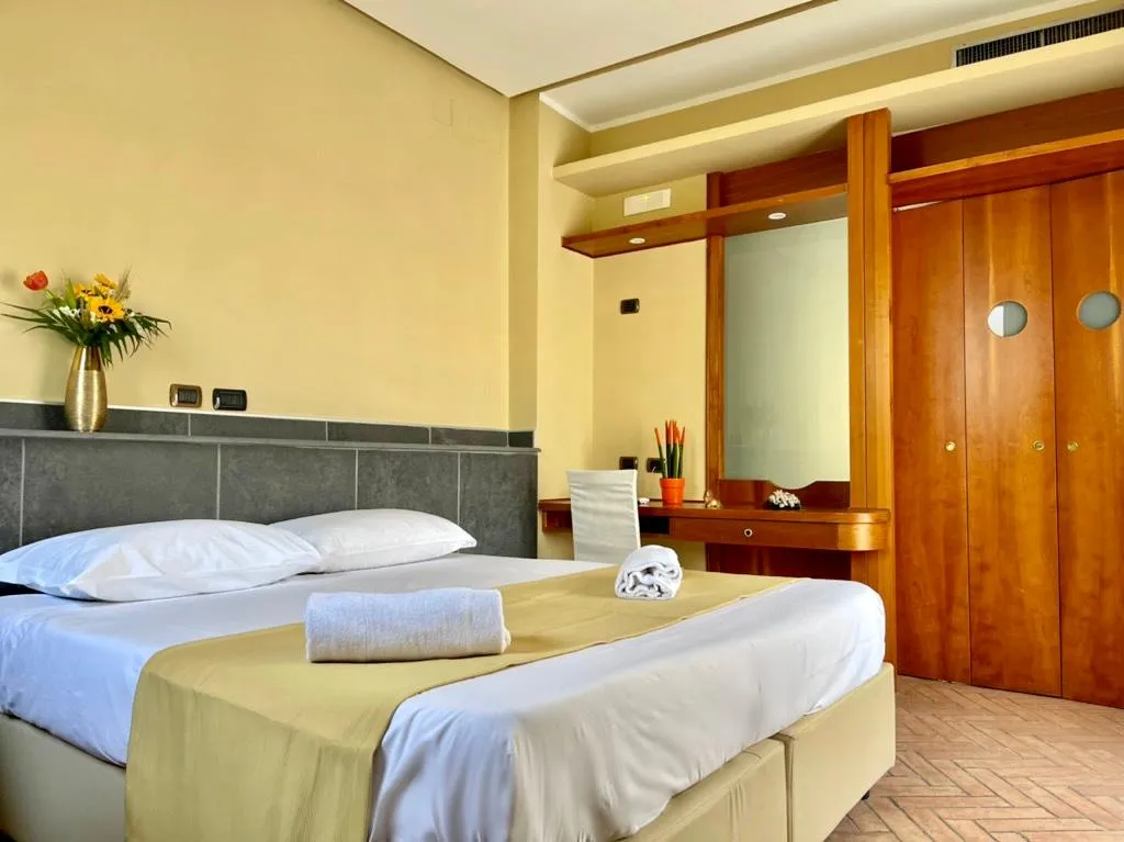 SUITE EXECUTIVE Room, Hotel Suite Ares, Naples