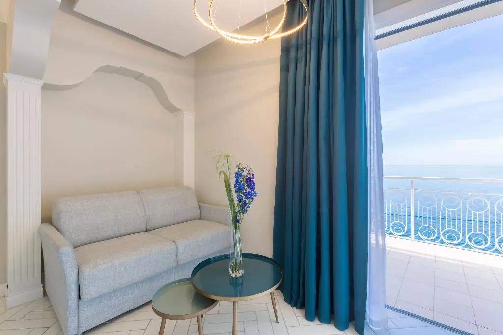TRIPLE DELUXE SUPERIOR Room, Hotel Club Due Torri, Naples
