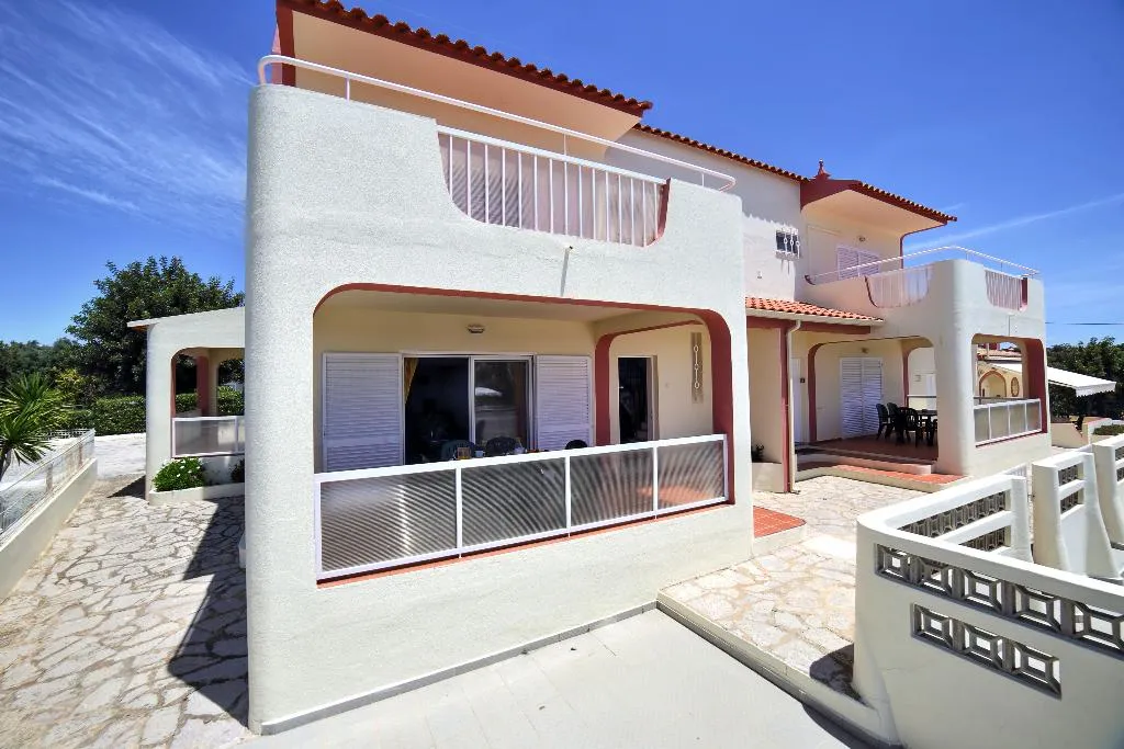 VILLA THREE BEDROOMS Room, Parque Monte Verde, Algarve