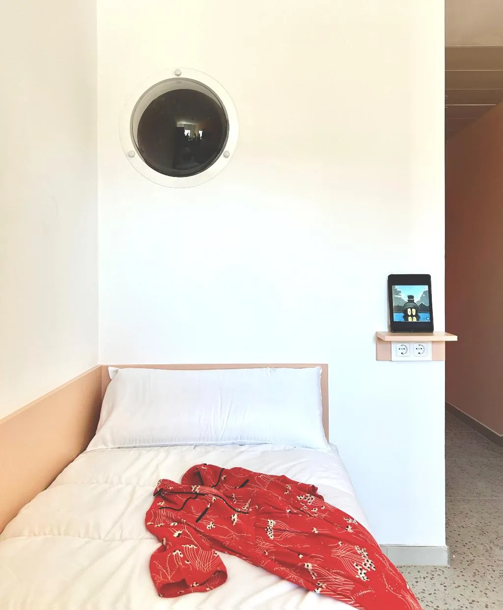 SINGLE BASIC Room, Loop Home Tower Burjassot Hotel ***, Valencia
