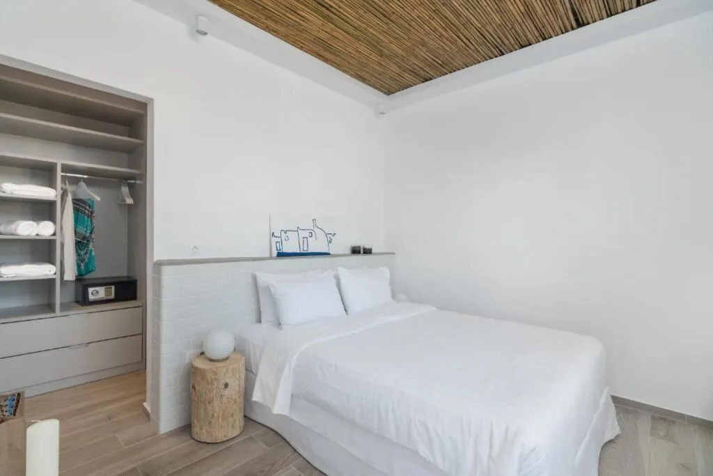 DOUBLE CLASSIC Room, Cape Mykonos, Mykonos