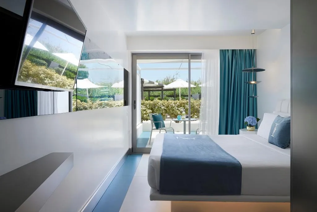FAMILY ROOM DELUXE LAND VIEW Room, I Resort Beach Hotel and Spa, Crete