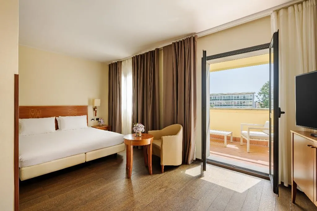 JUNIOR SUITE STANDARD Room, Dei Cavalieri Caserta, Naples