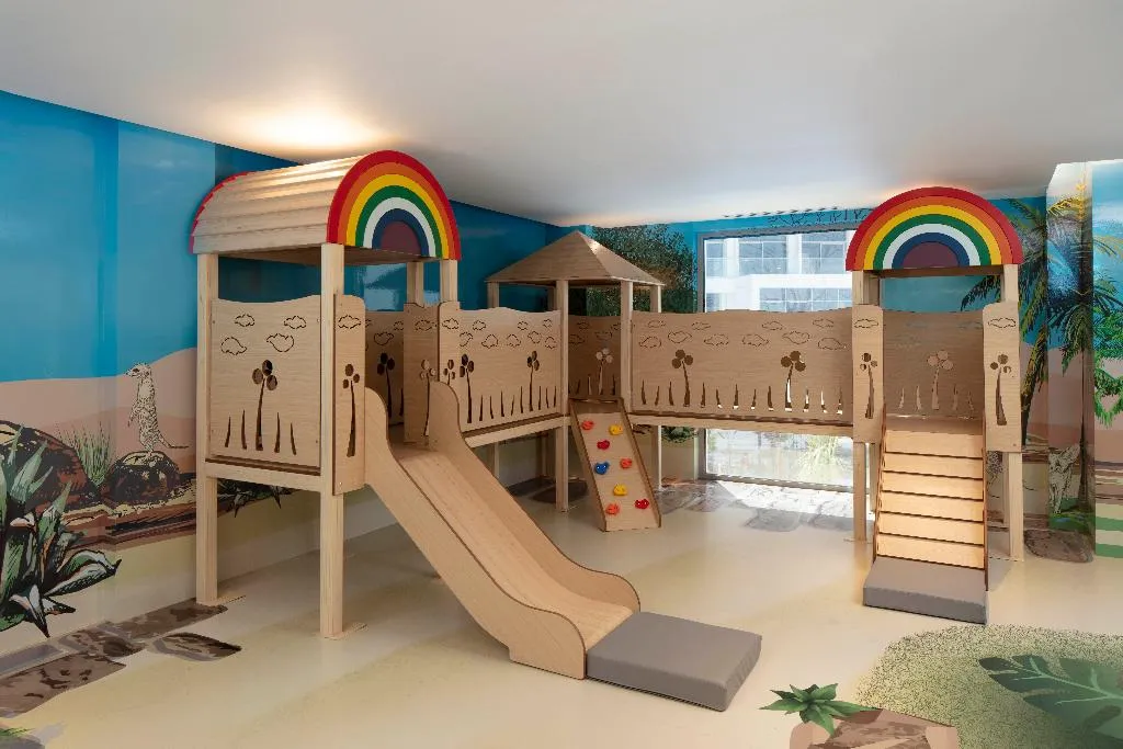 Sports and Entertainment, Centara Mirage Beach Resort Dubai, Dubai