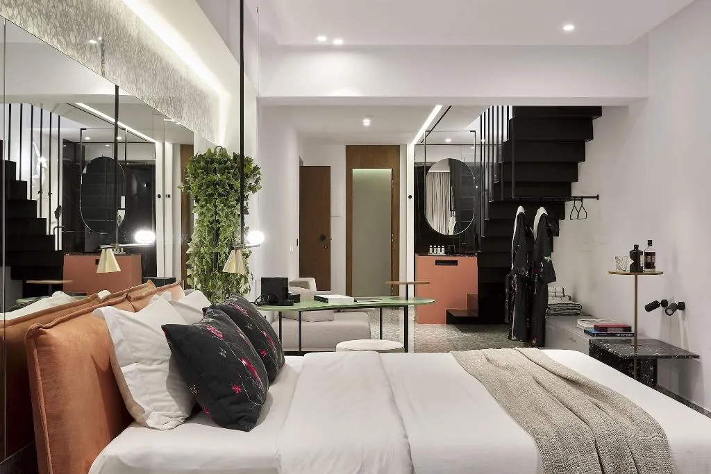 Room, Dyo Suites, Crete
