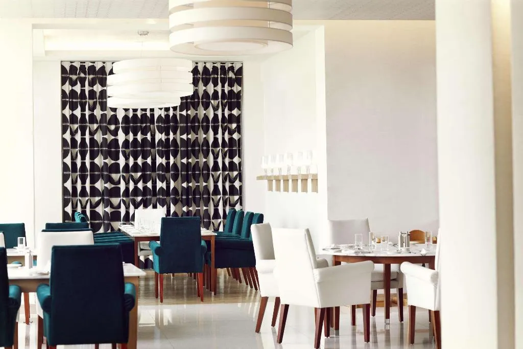 Restaurant, Raffles Dubai, Dubai
