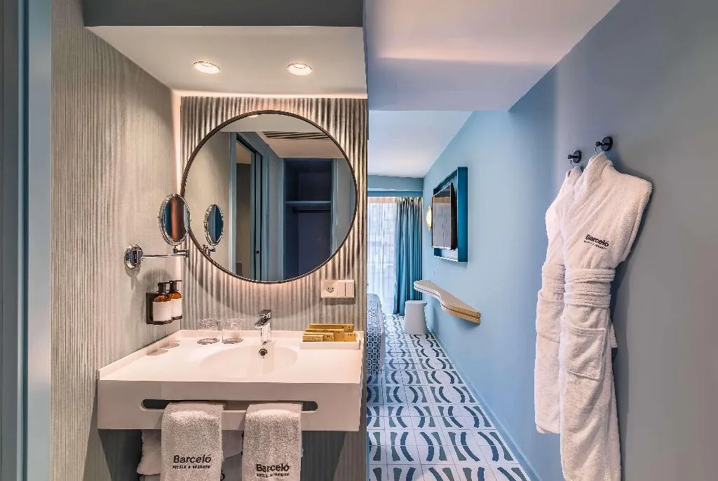 DOUBLE SUPERIOR Room, Barcelo Benidorm Beach - Adults Recommended, Costa Blanca