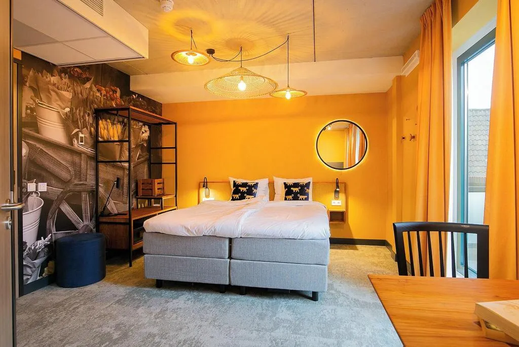 STUDIO DELUXE KING BED Room, Marktstad Hotel, Amsterdam