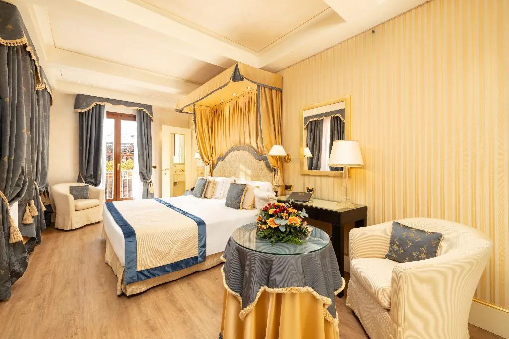 JUNIOR SUITE CAPACITY 2 Room, A La Commedia, Venice