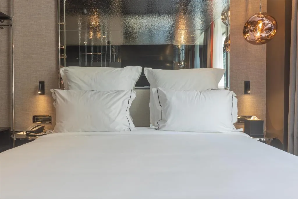 DOUBLE GUEST ROOM KING BED Room, Adia Aluma Athens, Curio Collection, Athens