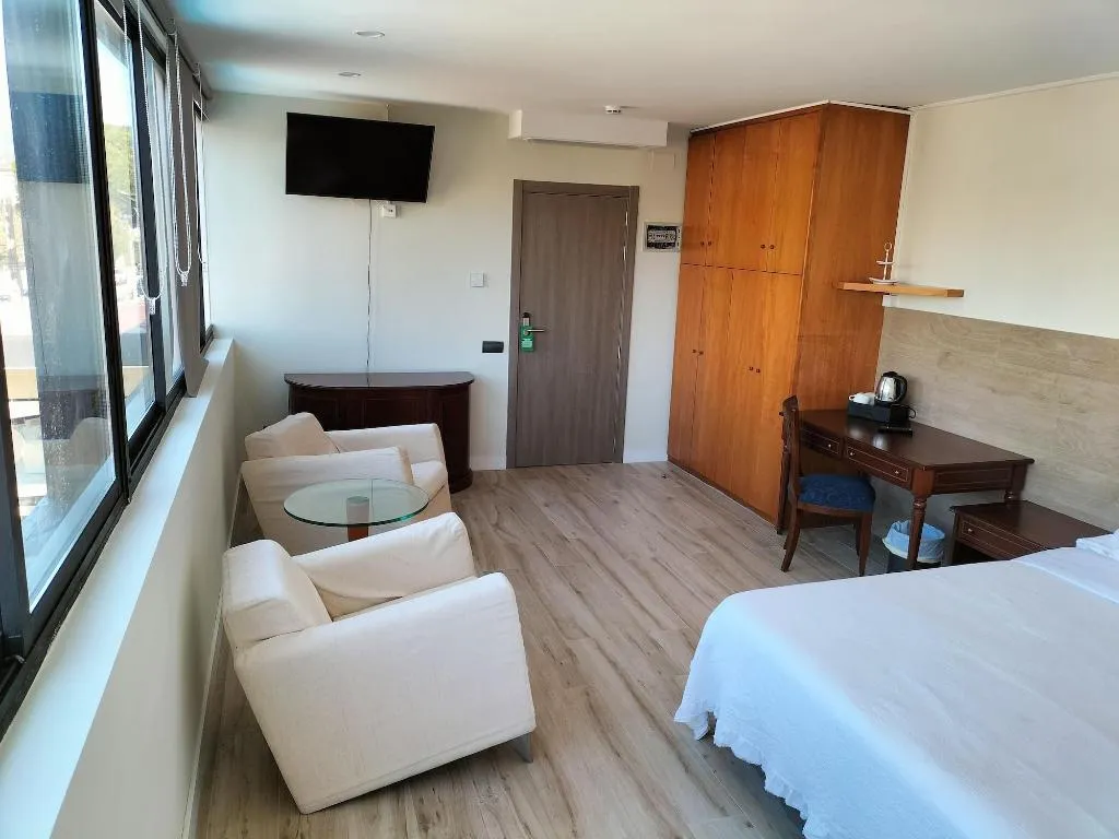Room, Hotel 153, Barcelona