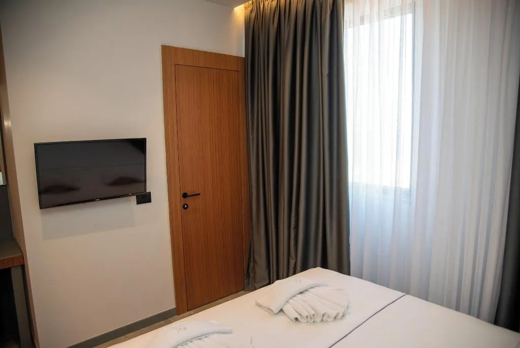 Room, Adria Palace Hotel, Durres