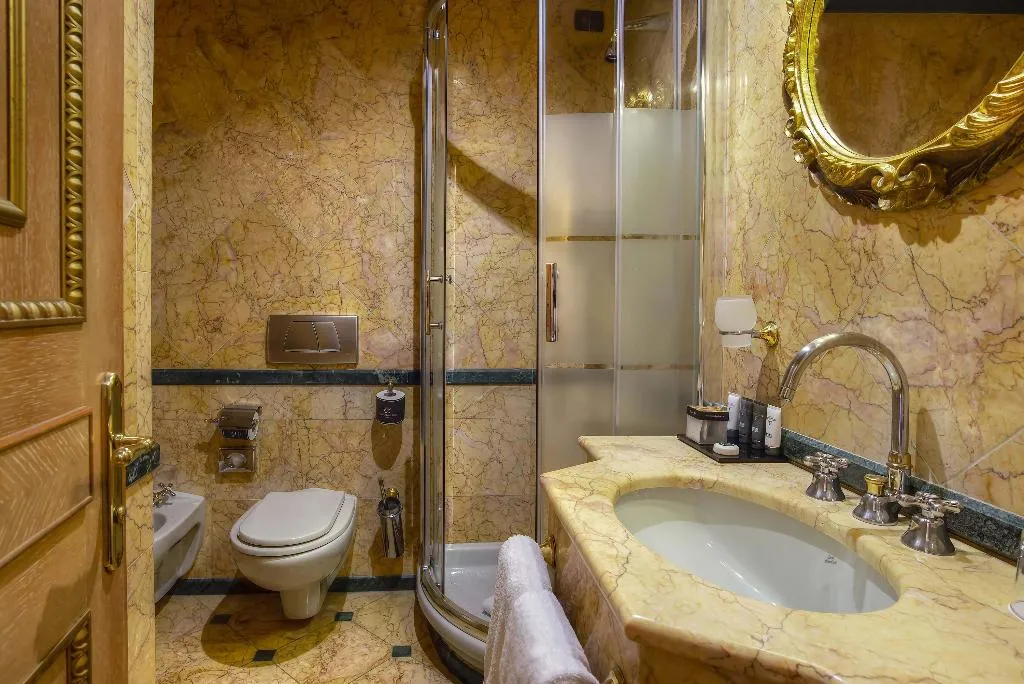 DOUBLE SINGLE USE CLASSIC Room, River Palace Hotel, Rome