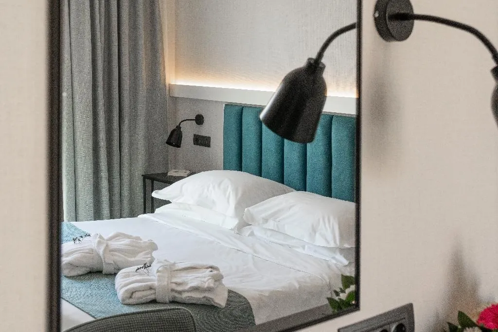 JUNIOR SUITE WITH VIEWS Room, Athens Cypria, Athens