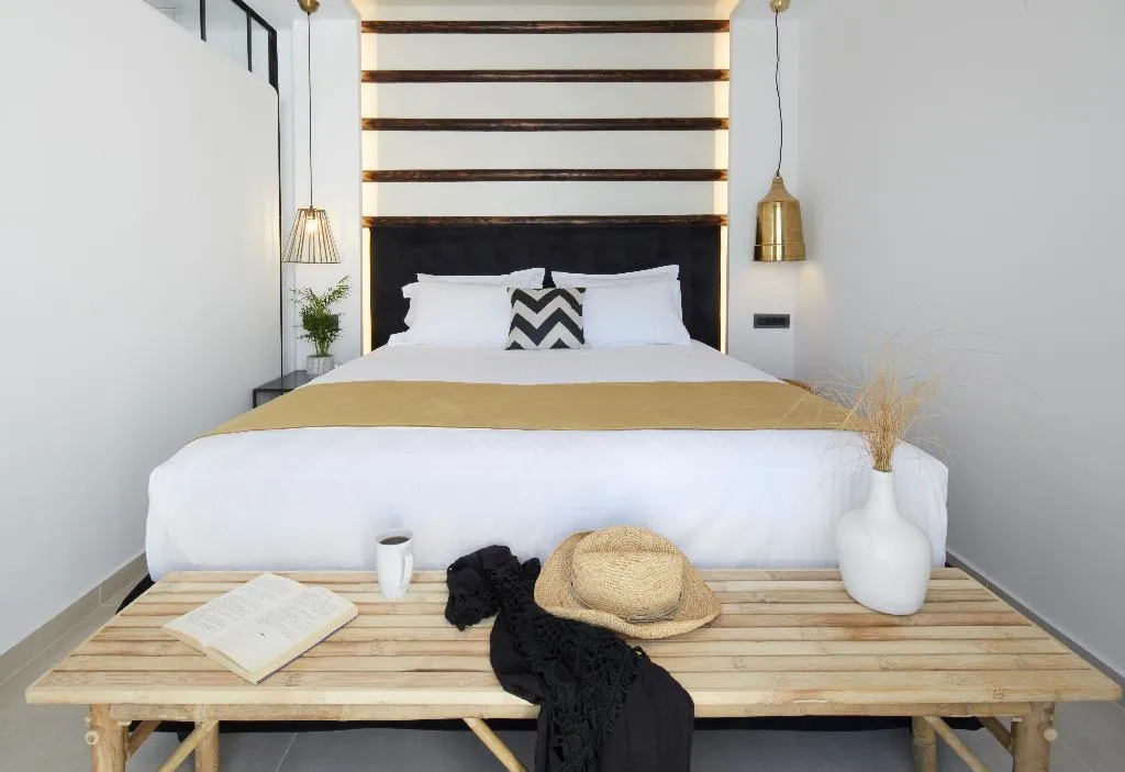 SUITE WITH PRIVATE POOL Room, Phos The Boutique Luxury Hotel & Villas, Santorini
