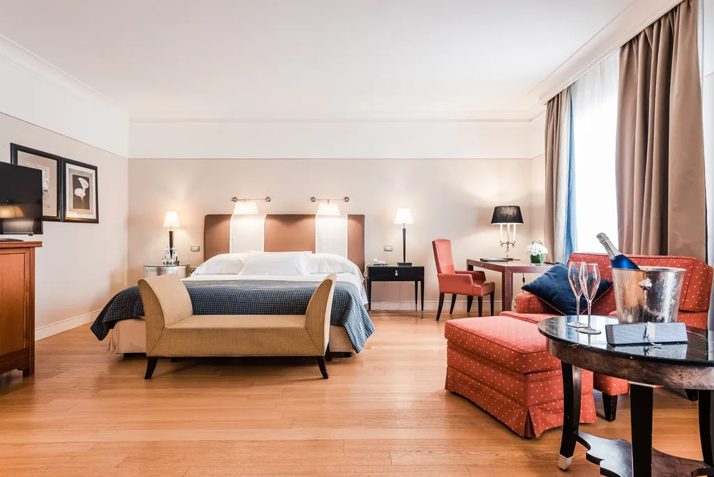Double or Twin DELUXE Room, Orient Express La Minerva, Rome