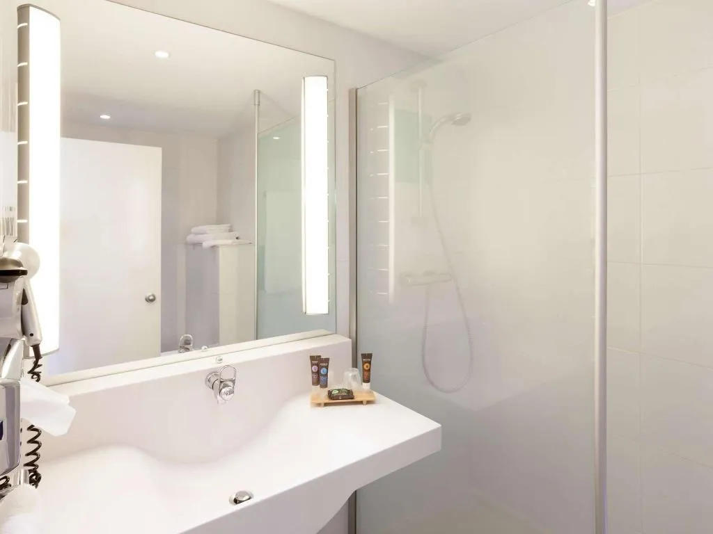 TWIN STANDARD Room, Novotel Madrid Feria and Airport, Madrid