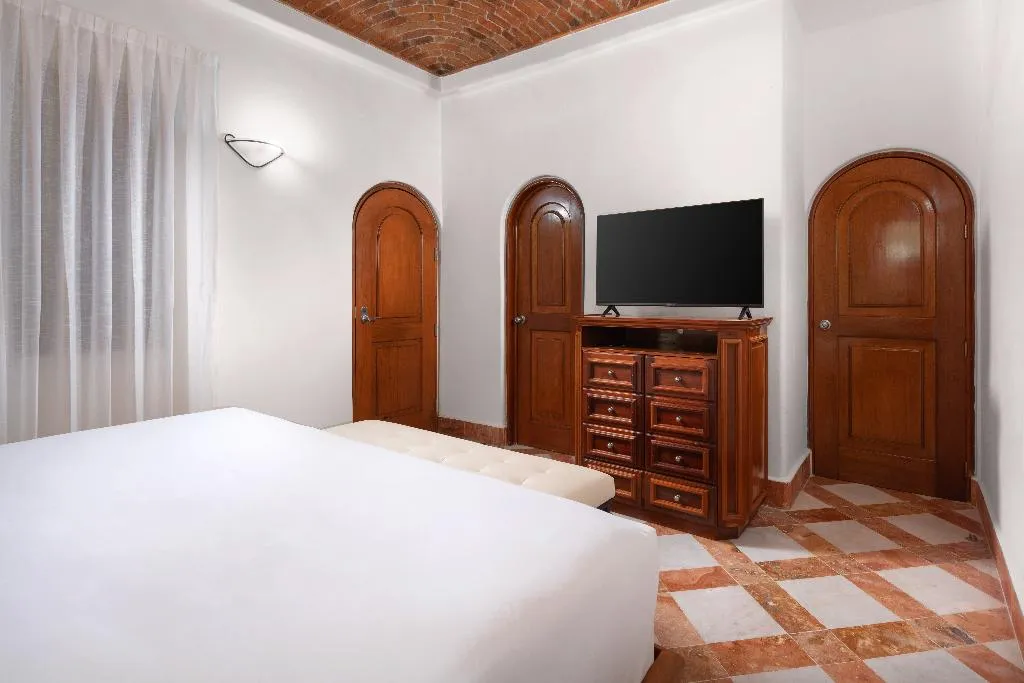 FAMILY ROOM CAPACITY 5 Room, Eurostars Hacienda Vista Real, Cancun Area