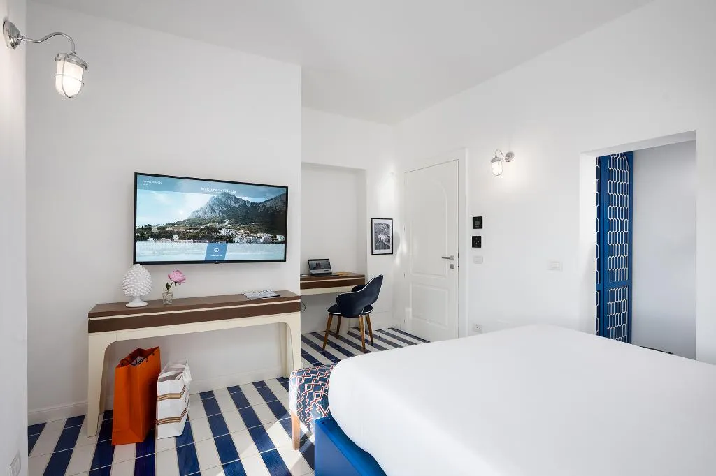 DOUBLE PREMIUM SEA VIEW Room, Villa Lia Hotel Capri, Naples