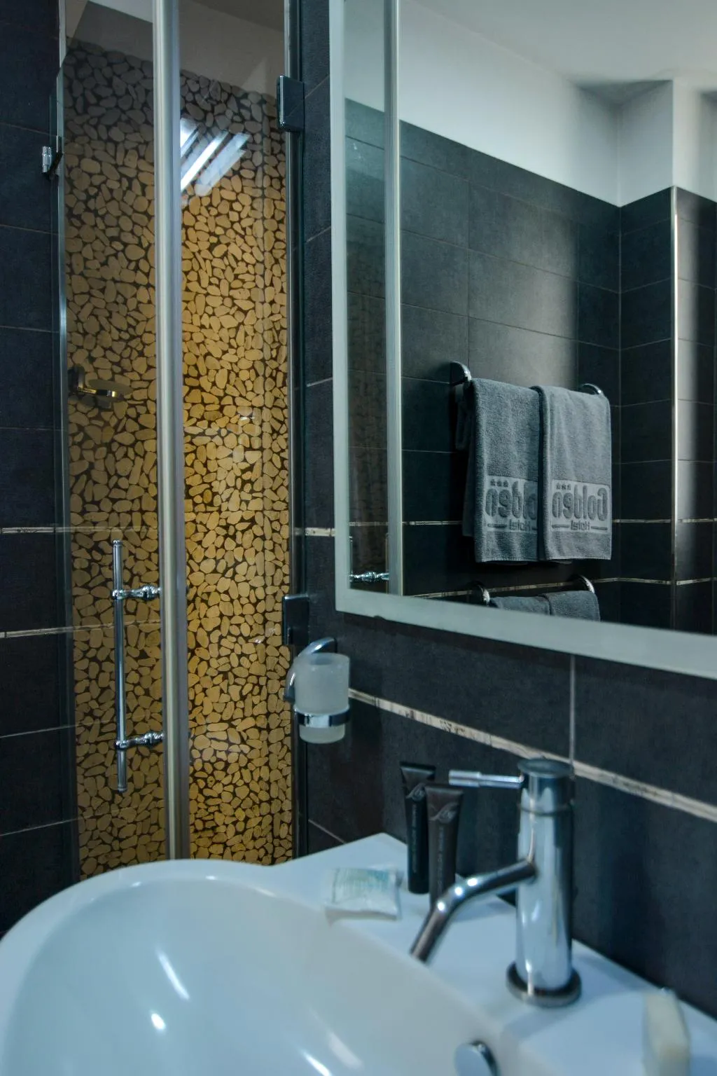 Double or Twin STANDARD Room, Golden Hotel srl, Naples