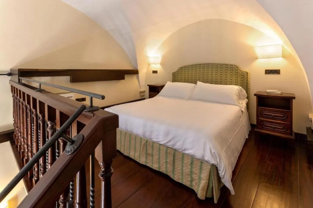 FAMILY ROOM CAPACITY 4 Room, Hotel Fontebella, Perugia