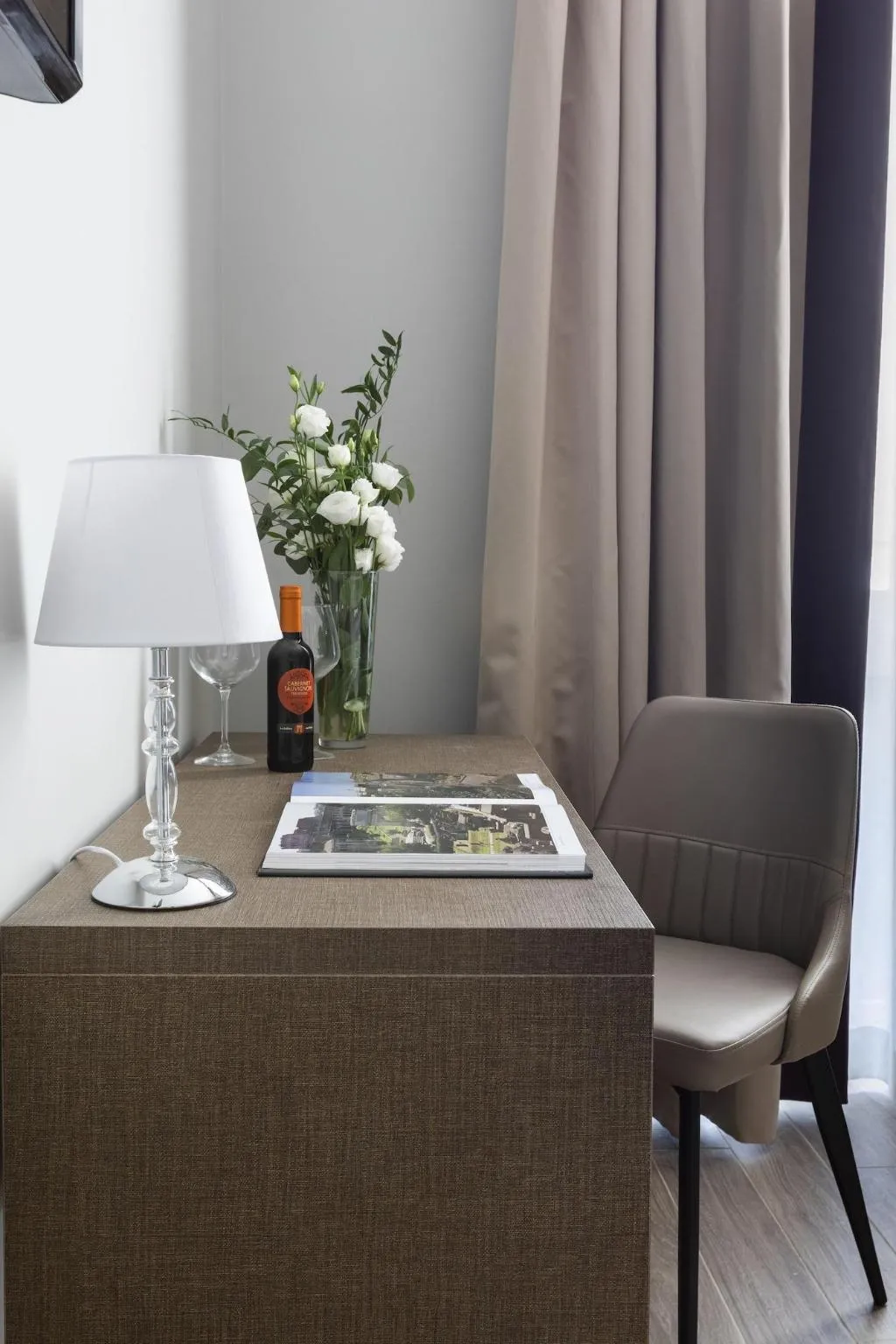 Room, Giubbonari Suites, Rome