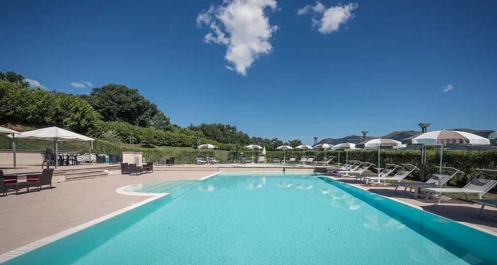 Pool, Villa Montegranelli, Umbria
