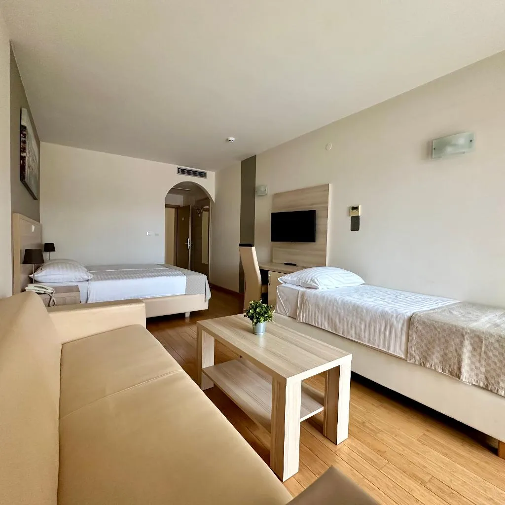 TRIPLE SUPERIOR Room, Villa Miramar, Split