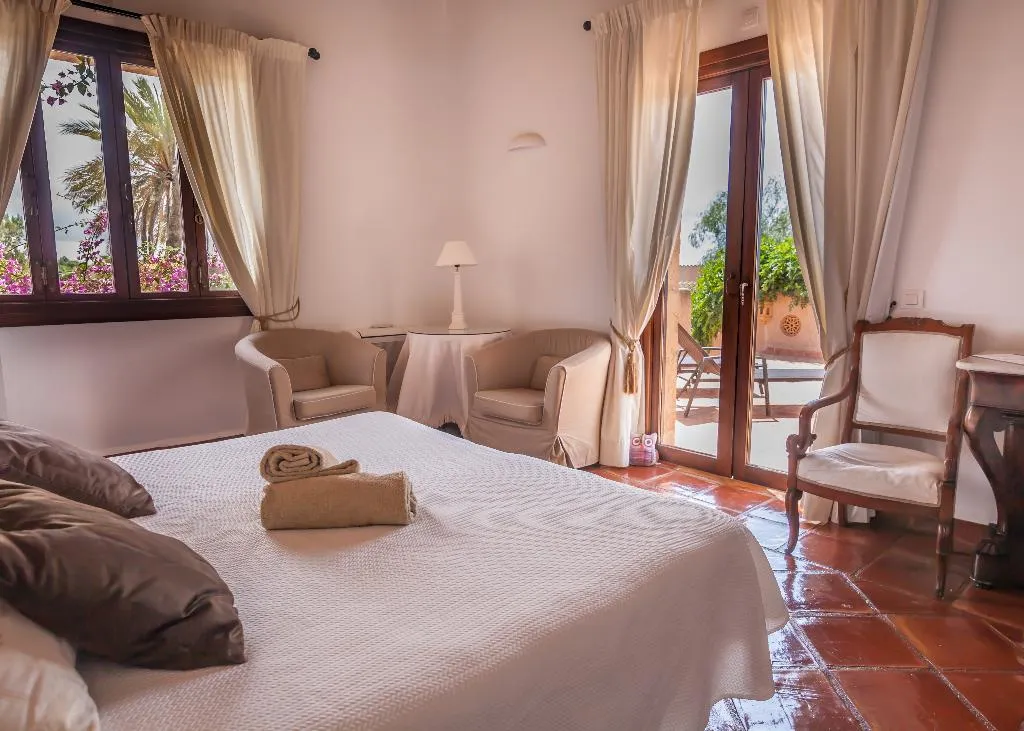Room, Es Lloquet-The Secret Place, Majorca