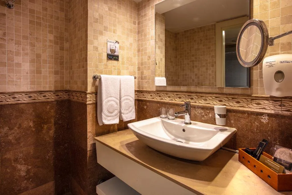 DOUBLE SINGLE USE SUPERIOR SEA VIEW Room, Charisma De Luxe Hotel, Izmir