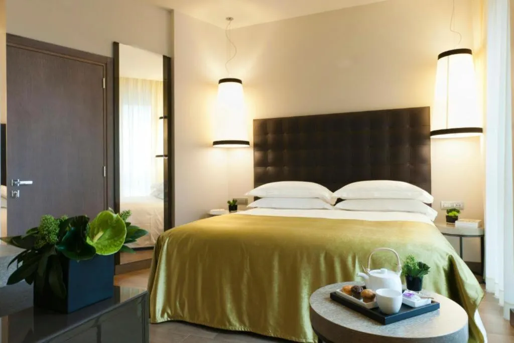 DOUBLE SINGLE USE DELUXE WITH VIEWS Room, Starhotels E.c.ho. Milano, Milan